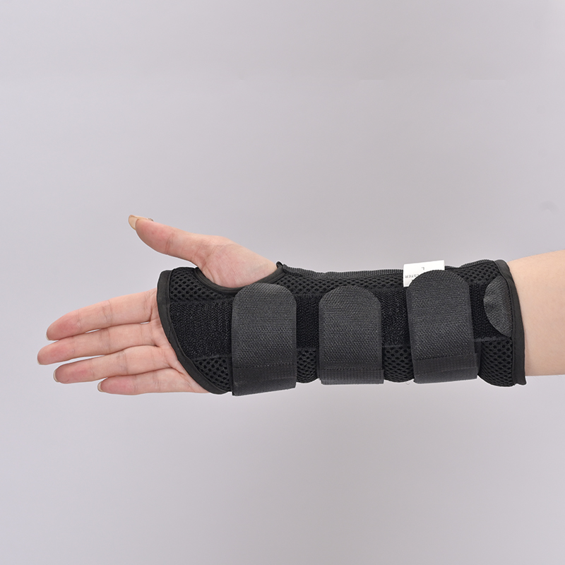 Carpal-Fixation-Strap-III.jpg Carpal Fixation Strap III – Large Right - Image 1