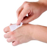 Alcohol Swabs - Box of 200 - Image 2